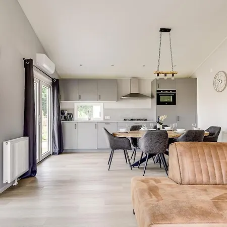 Riant 64 I 6-persoons Ferienhaus Zennewijnen